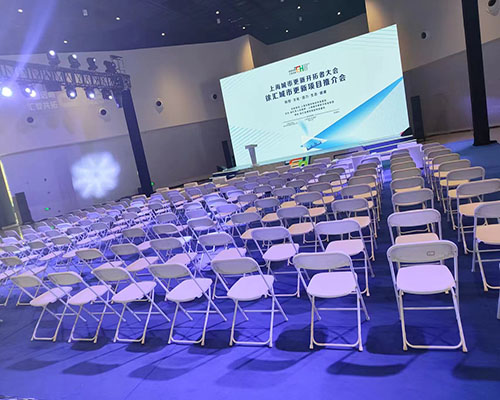 上海白色折叠桌椅活动现场案例图