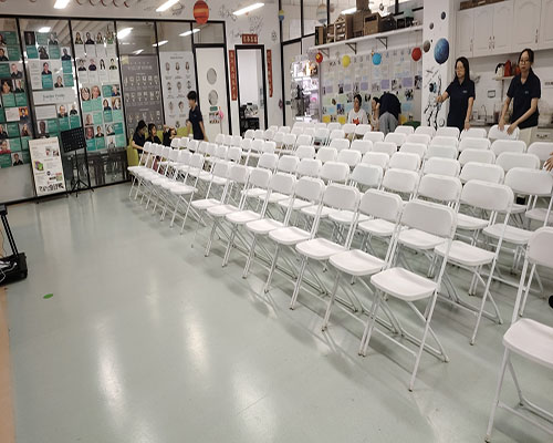 深圳白色折叠椅活动现场案例图